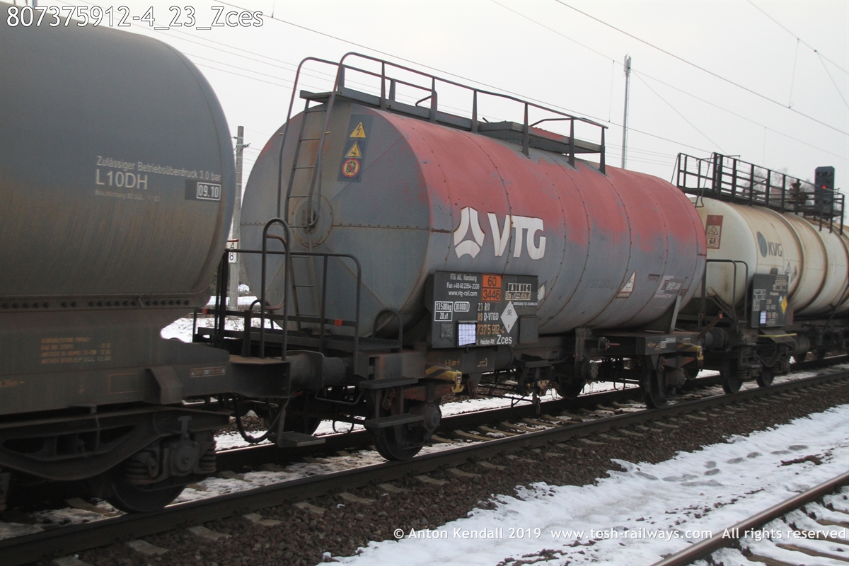 807375912-4_23_Zces.JPG